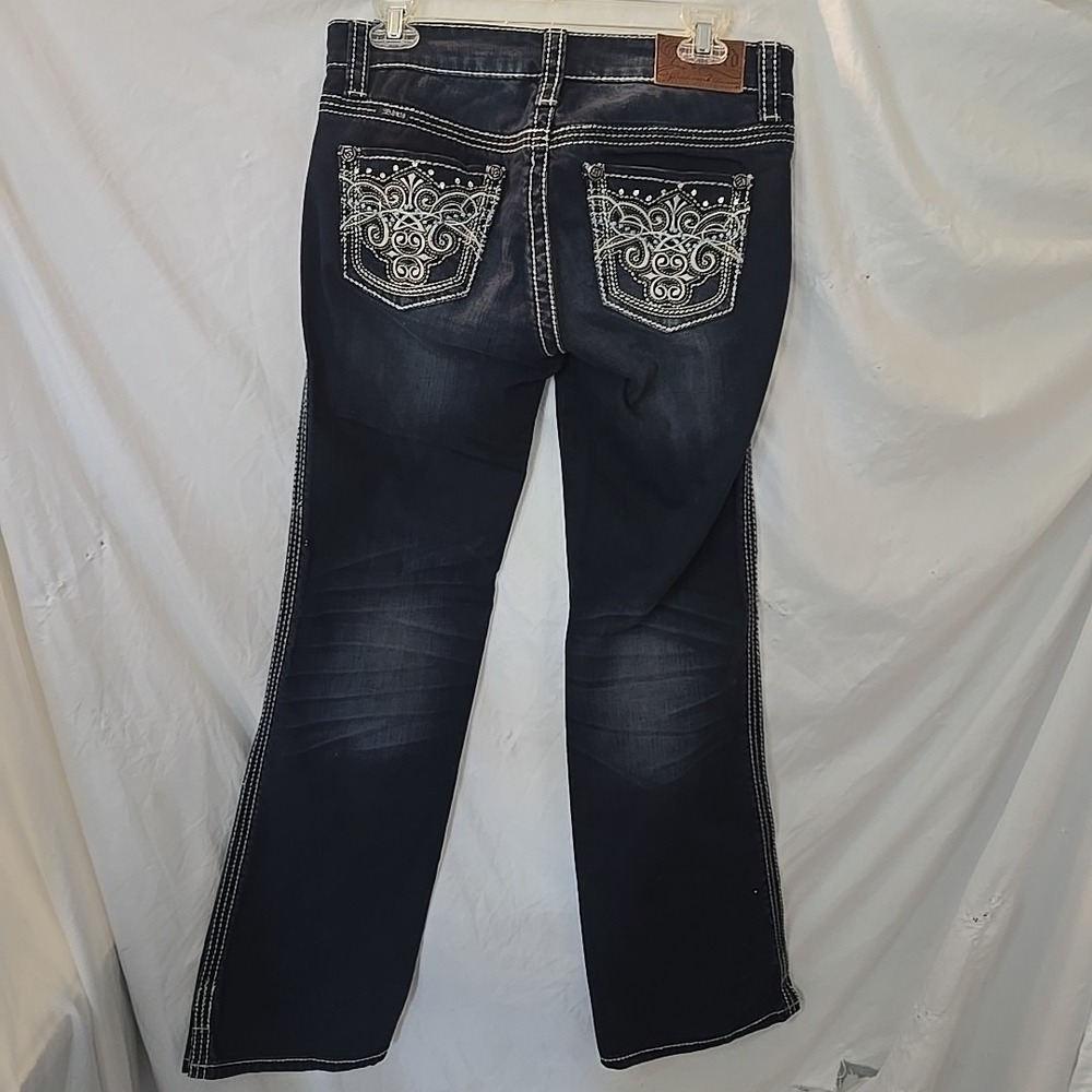 Adiktd Dark Wash Embroidered Rhinestone Studded Bootcut Jeans Size 6/33 Y2K - Picture 7 of 16